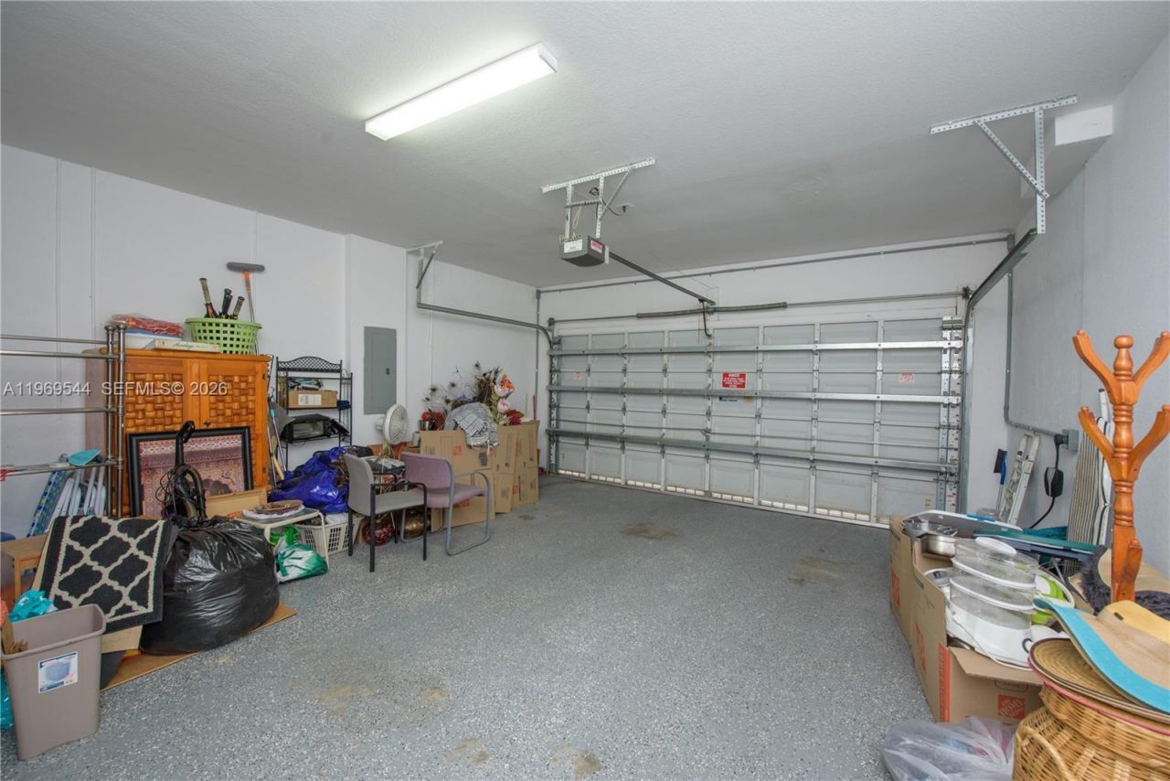 972 NE 36th Ave, Homestead, FL 33033 Photo