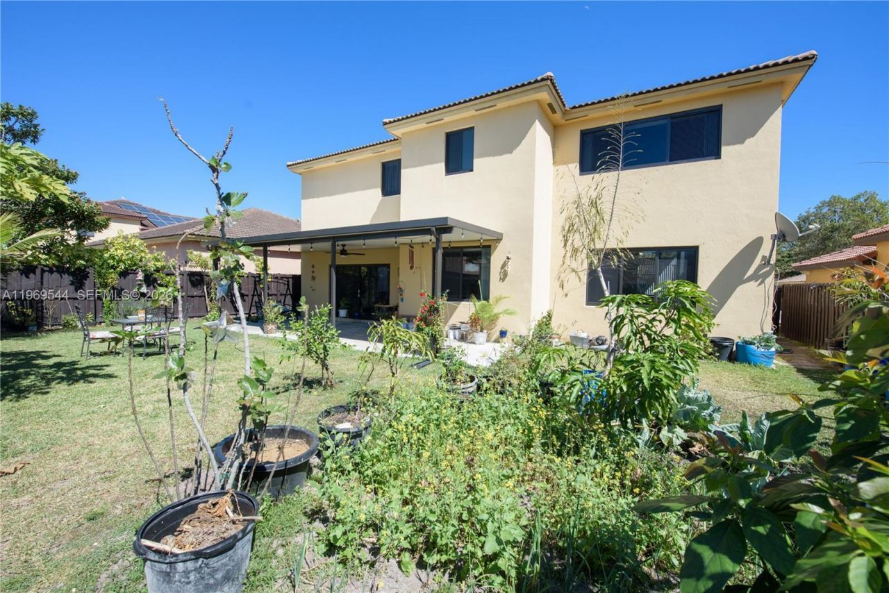 972 NE 36th Ave, Homestead, FL 33033 Photo