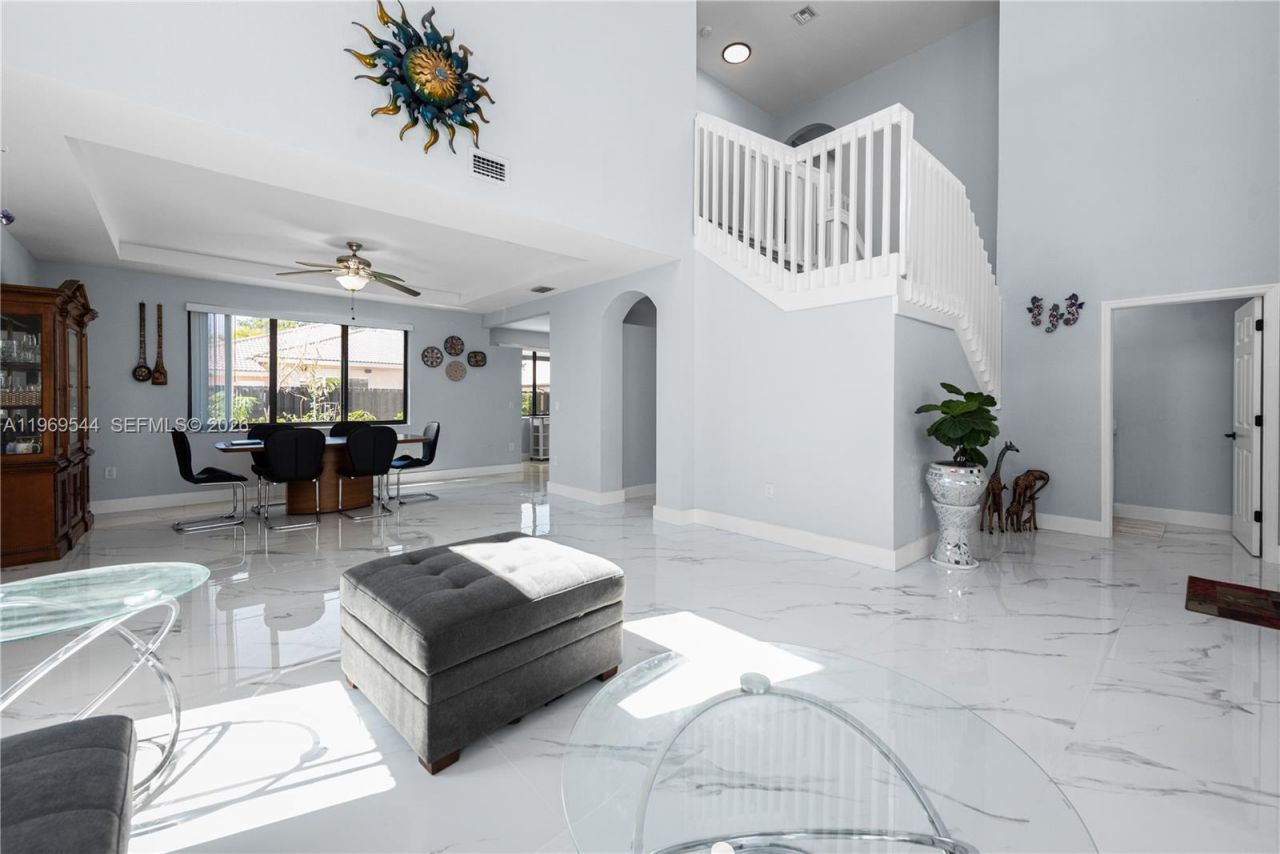 972 NE 36th Ave, Homestead, FL 33033 Photo