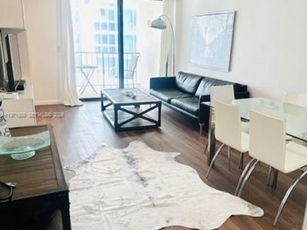 2625 Collins Ave , Unit 415, Miami Beach, FL 33140