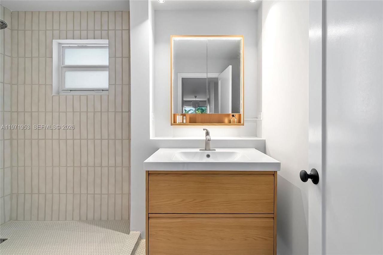 1840 Jefferson Ave, Unit 302A, Miami Beach, FL 33139 Photo