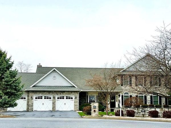 6286 STABLE COURT, HARRISBURG, PA 17111