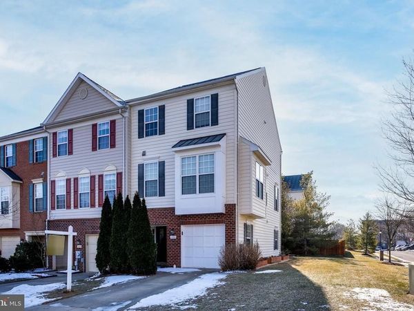 100 PENWICK CIRCLE, FREDERICK, MD 21702