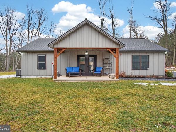 885 PEACH RIDGE ROAD, ELLIOTTSBURG, PA 17024