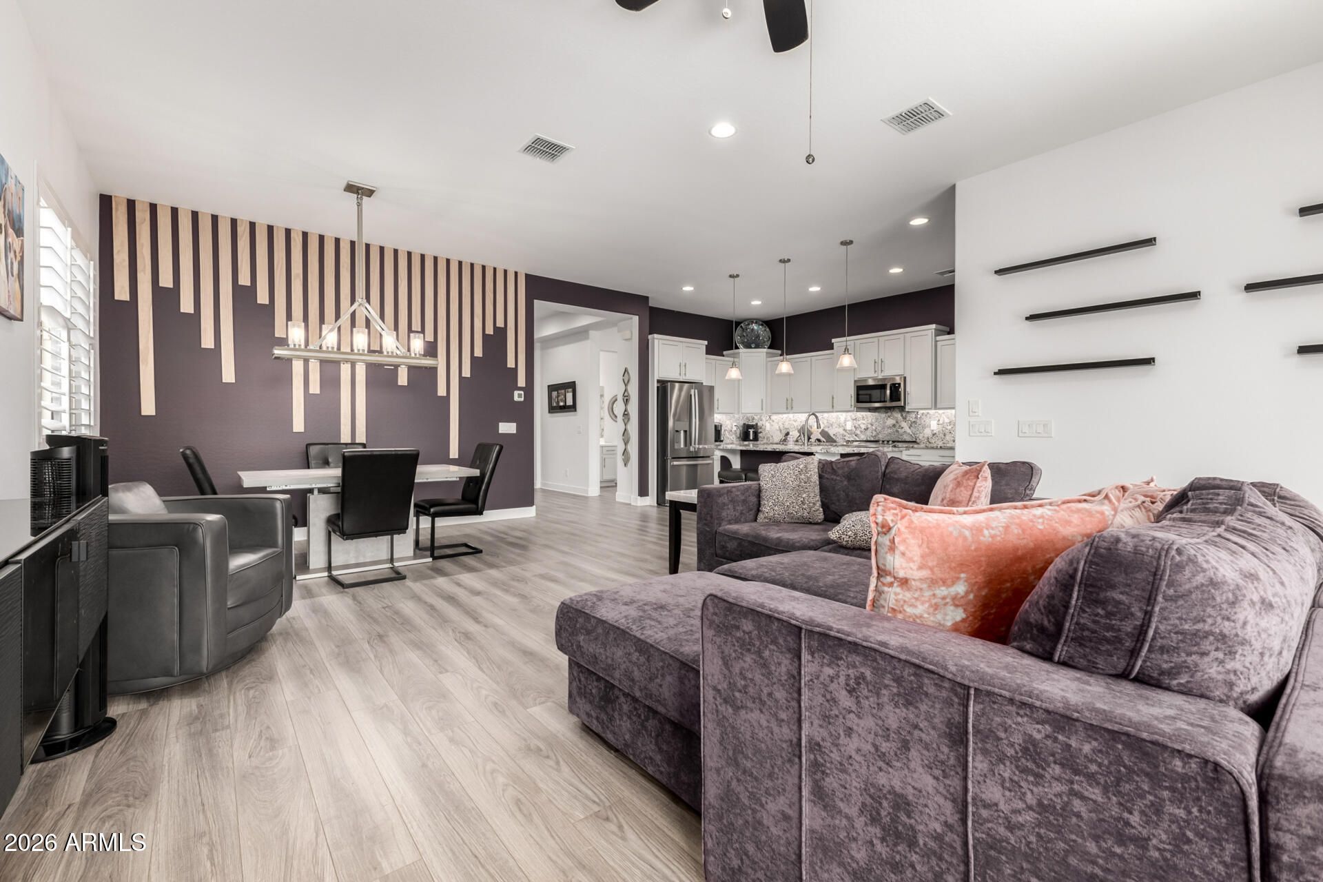 18427 W Clinton Street, Surprise, AZ 85388 Main Photo