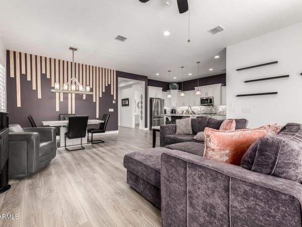 18427 W CLINTON Street, Surprise, AZ 85388