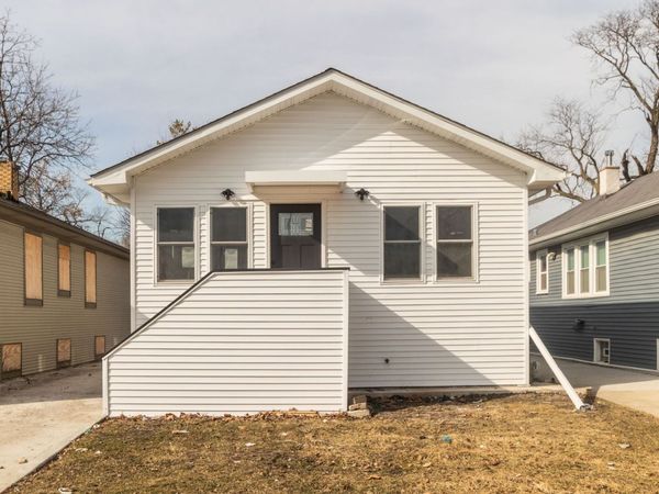 1924 S 17th Avenue , Maywood, IL 60153