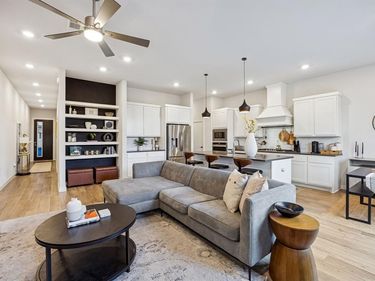 2357 Rook Drive, Dallas, TX 75211