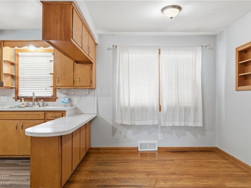 612 Maplewood Avenue, Struthers, OH 44471 Photo 6