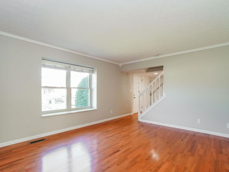 5506 Shannon Heights Boulevard , Dublin, OH 43016 Photo 2