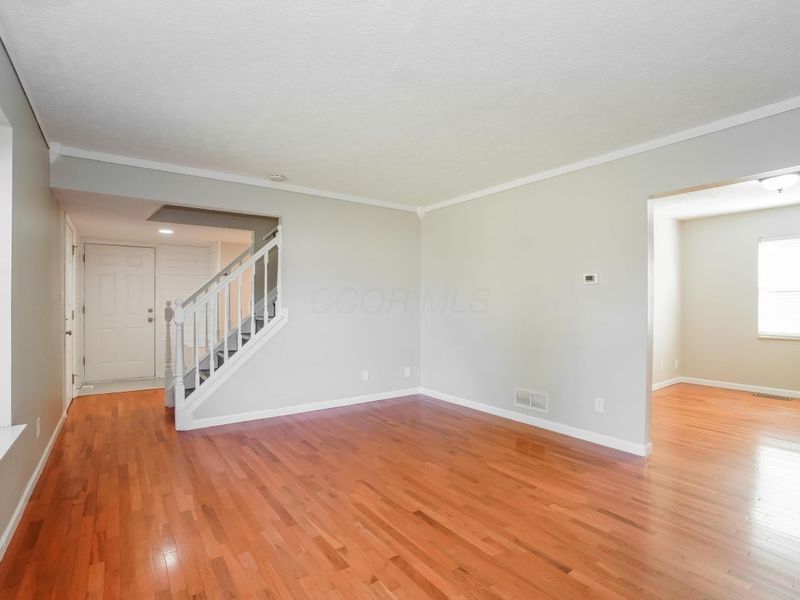 5506 Shannon Heights Boulevard , Dublin, OH 43016 Photo 3