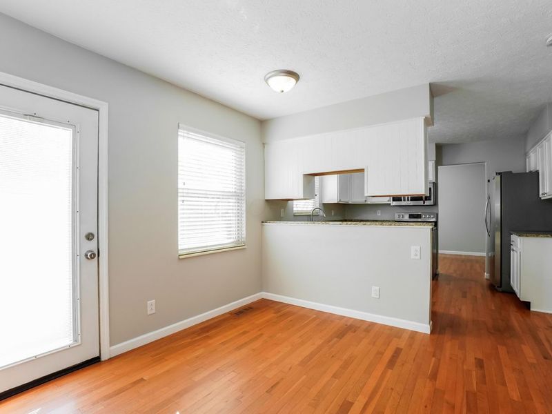 5506 Shannon Heights Boulevard , Dublin, OH 43016 Photo 5