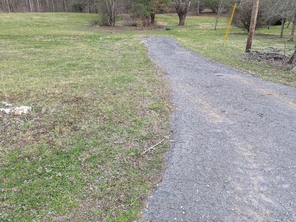 385 Chiggertown Loop, Palmer, TN 37365