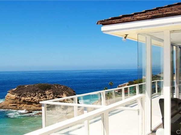 10 Mar Vista, Laguna Beach, CA 92651