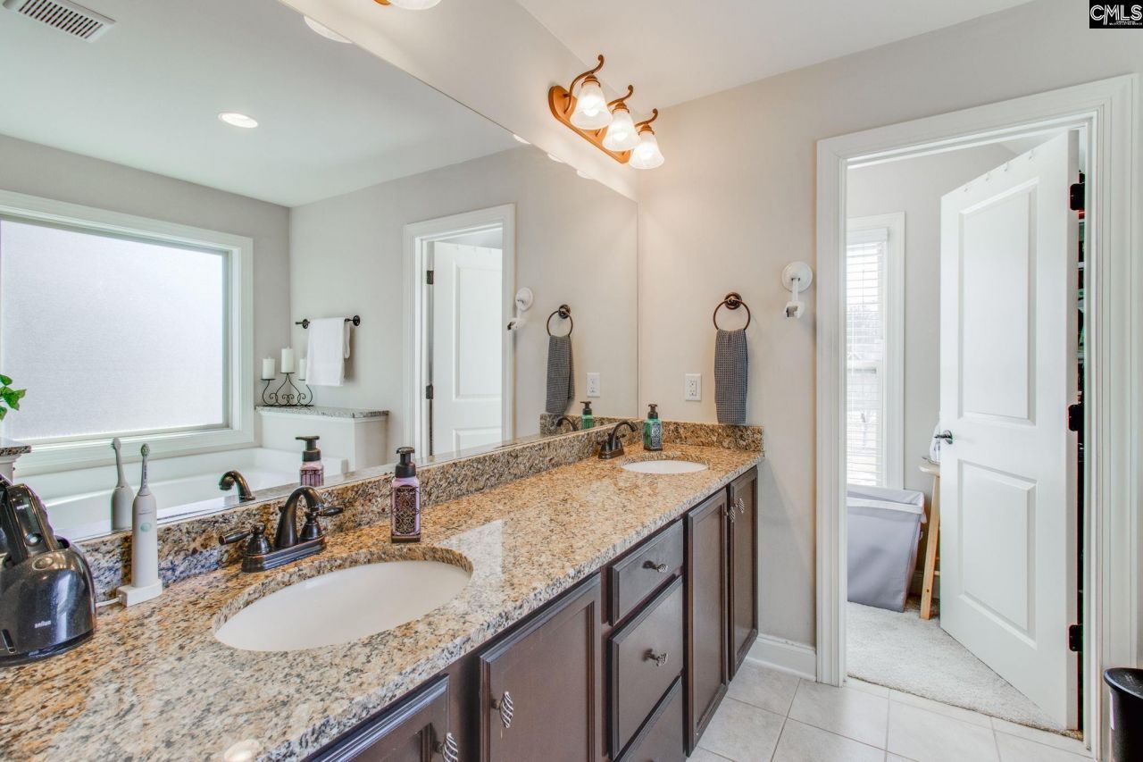 139 Dark Hollow Drive  Photo 23