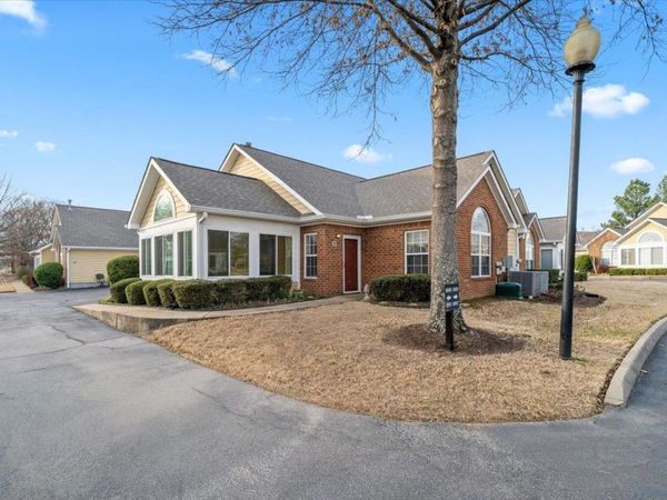 1901 APPLING OAKS CIR, Unit 14, Unincorporated, TN 38016