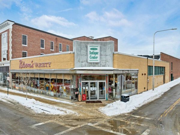 601 Main Street, Laconia, NH 03246