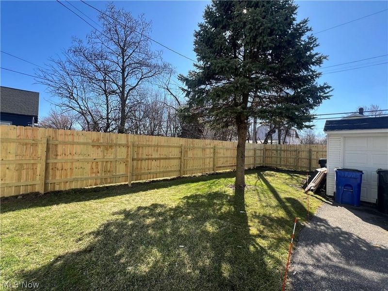 14210 Kingsford Avenue, Cleveland, OH 44128 Photo 18