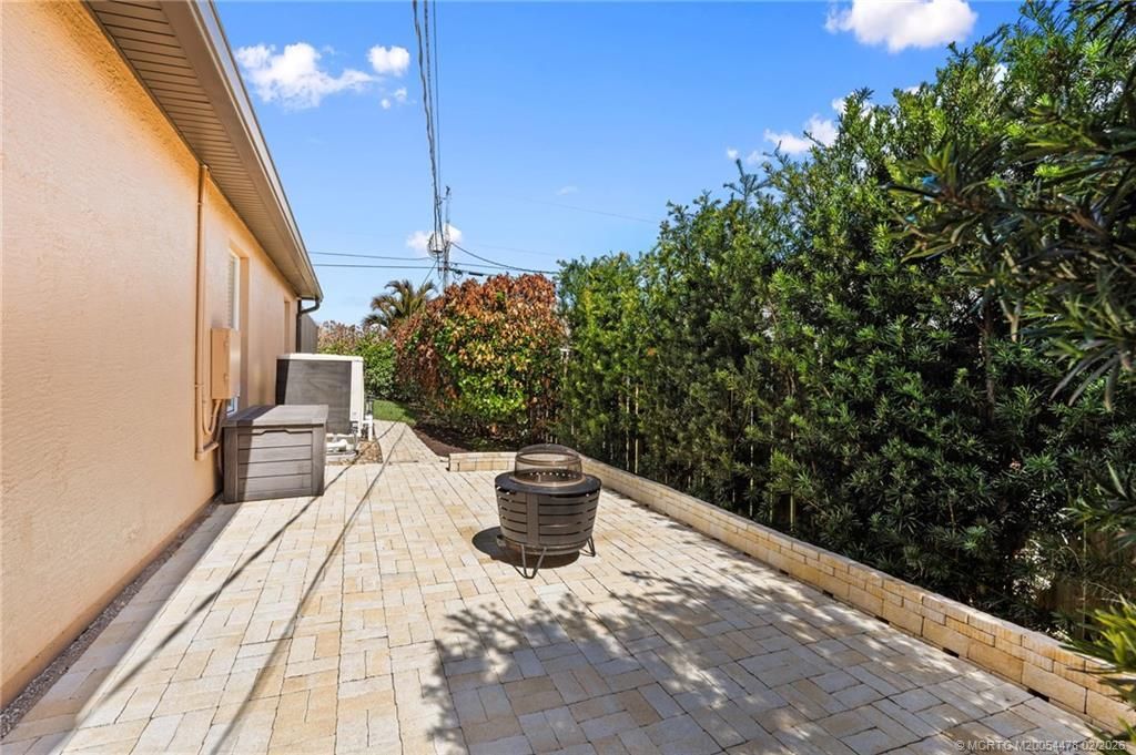 537 SW Laconic Avenue Sw, Port Saint Lucie, FL 34953 Photo