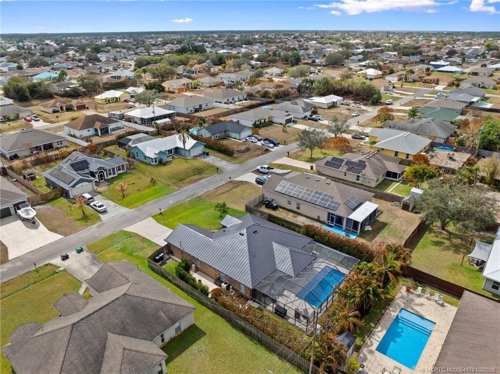 537 SW Laconic Avenue Sw, Port Saint Lucie, FL 34953 Photo