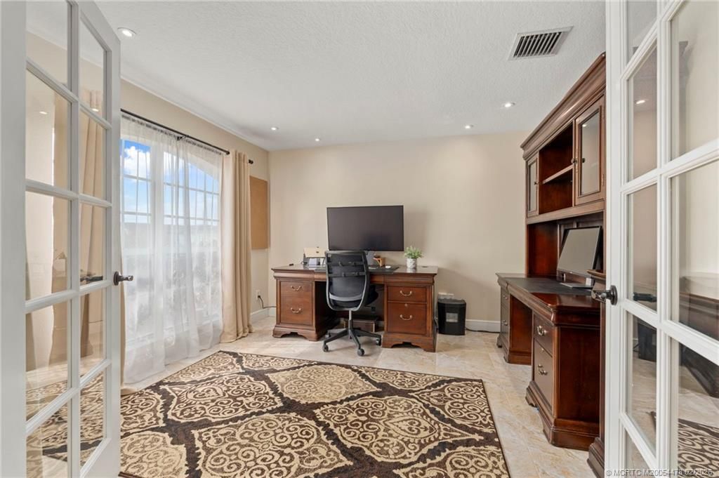 537 SW Laconic Avenue Sw, Port Saint Lucie, FL 34953 Photo