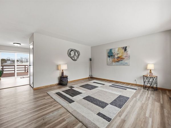 1100 18th Street NW, Cedar Rapids, IA 52404