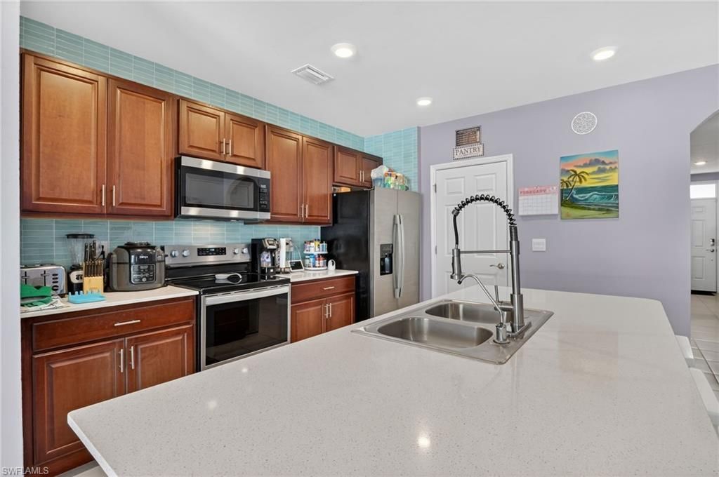 1829 NW 15th St , Cape Coral, FL 33993 Photo