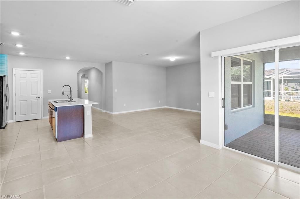 1829 NW 15th St, Cape Coral, FL 33993 Photo
