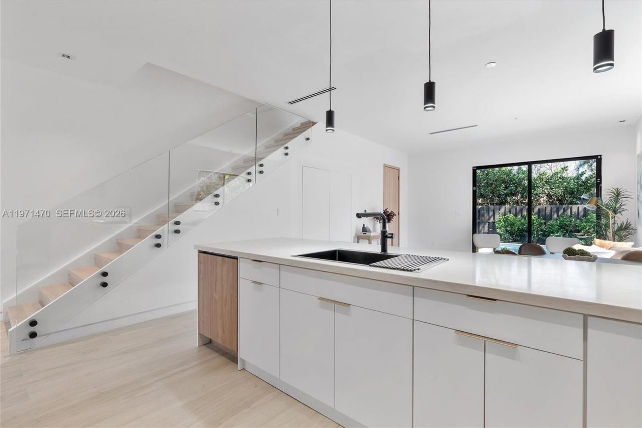 4715 N Miami Ave, Miami, FL 33127 Photo