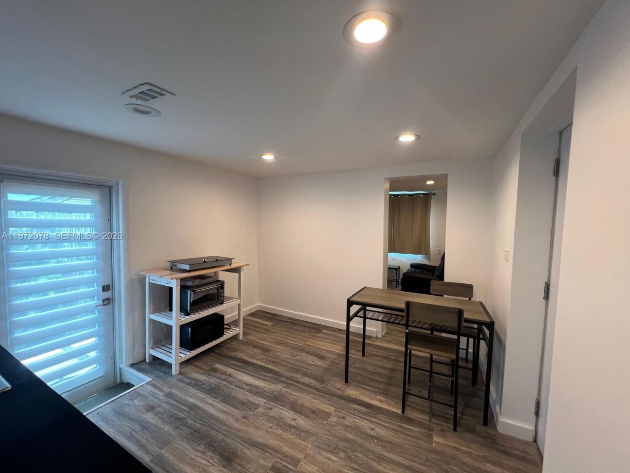 1430 NE 149th St , Unit B, Miami, FL 33161 Photo