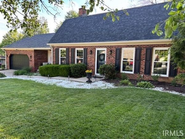 1755 Brian Drive, Newburgh, IN 47630