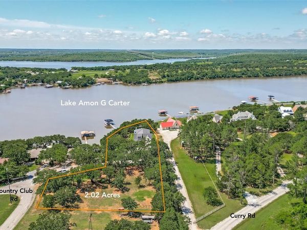 1757 Country Club Road, Bowie, TX 76230