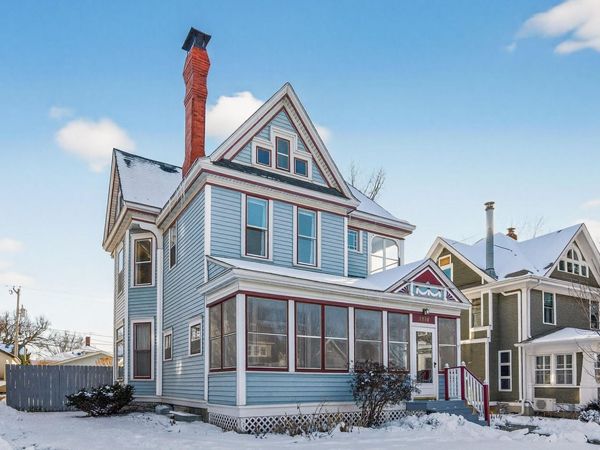 1970 Selby Avenue, Saint Paul, MN 55104