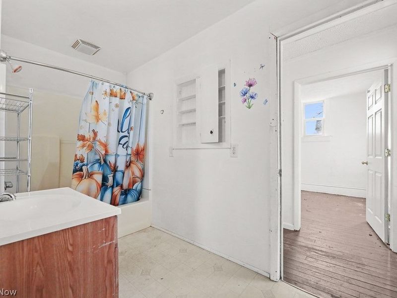 231 Rosenberry Street, Alliance, OH 44601 Photo 14