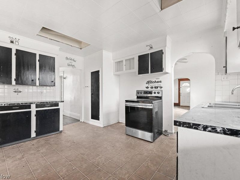 231 Rosenberry Street, Alliance, OH 44601 Photo 20