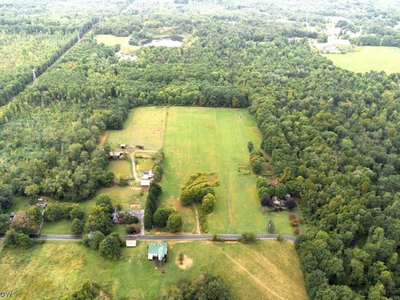 1400 Hubbard Thomas Road, Brookfield, OH 44403 Photo 3