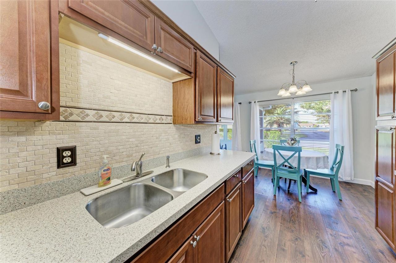 4006 36th Avenue Drive W, Bradenton, FL 34205 Photo