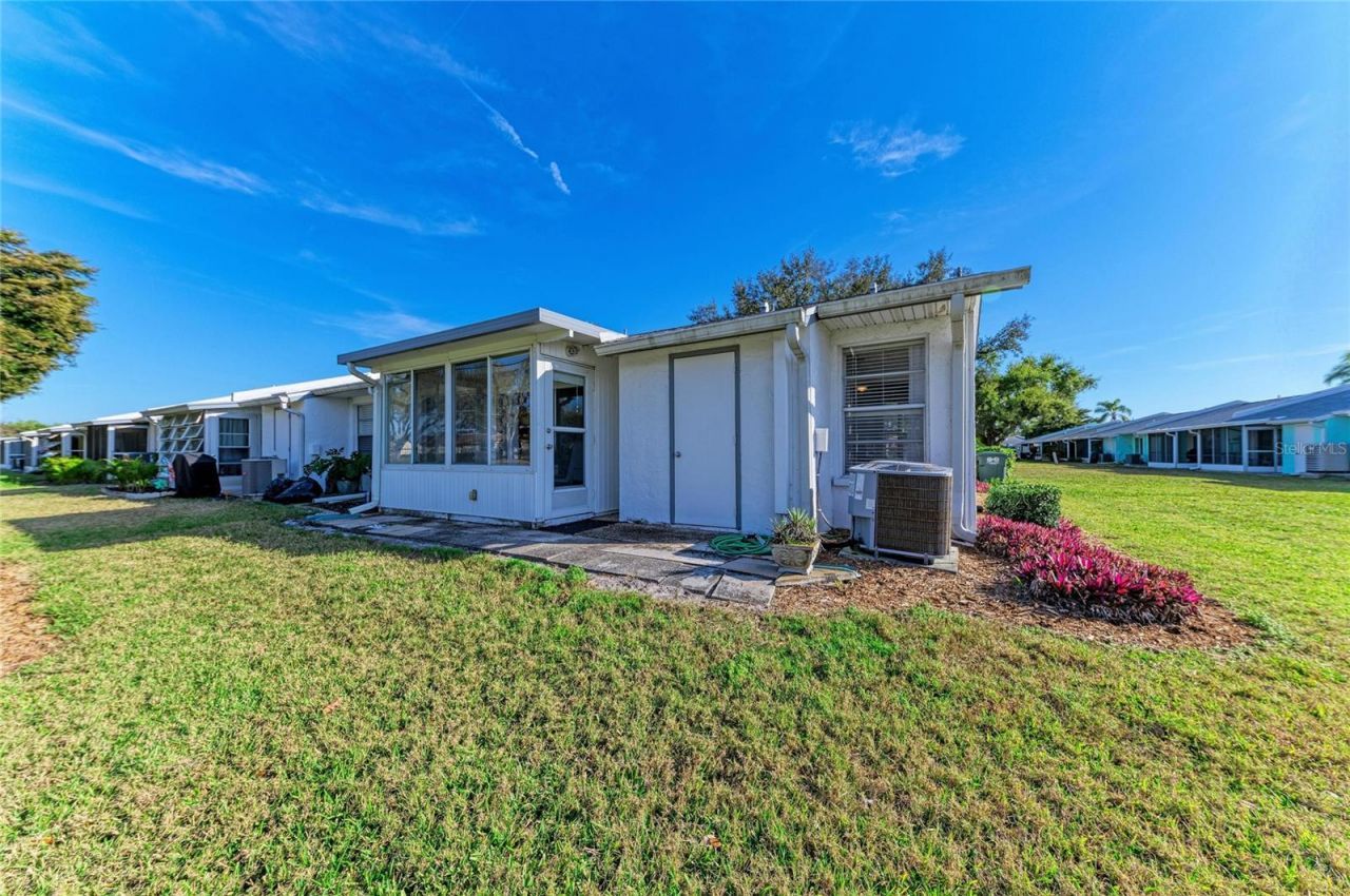 4006 36th Avenue Drive W, Bradenton, FL 34205 Photo