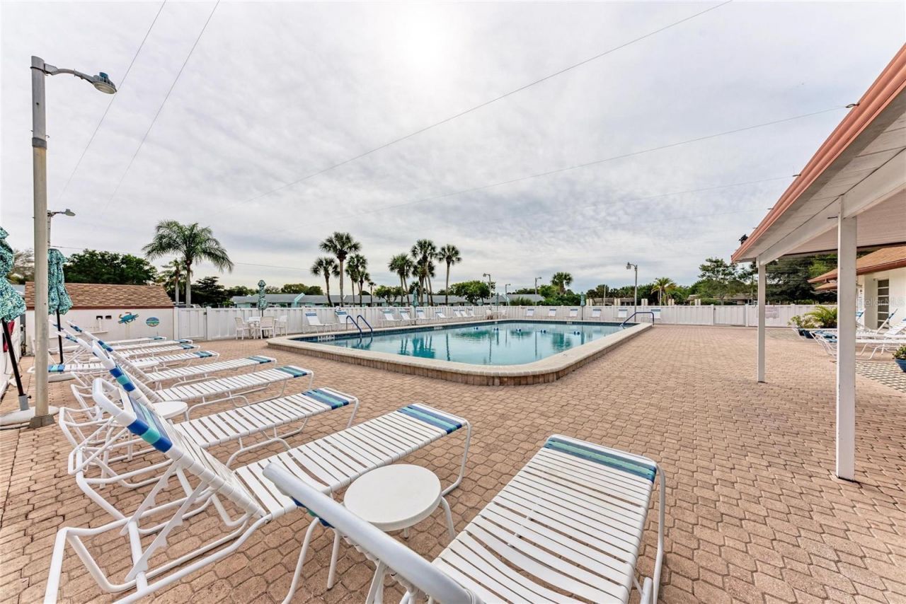 4006 36th Avenue Drive W, Bradenton, FL 34205 Photo