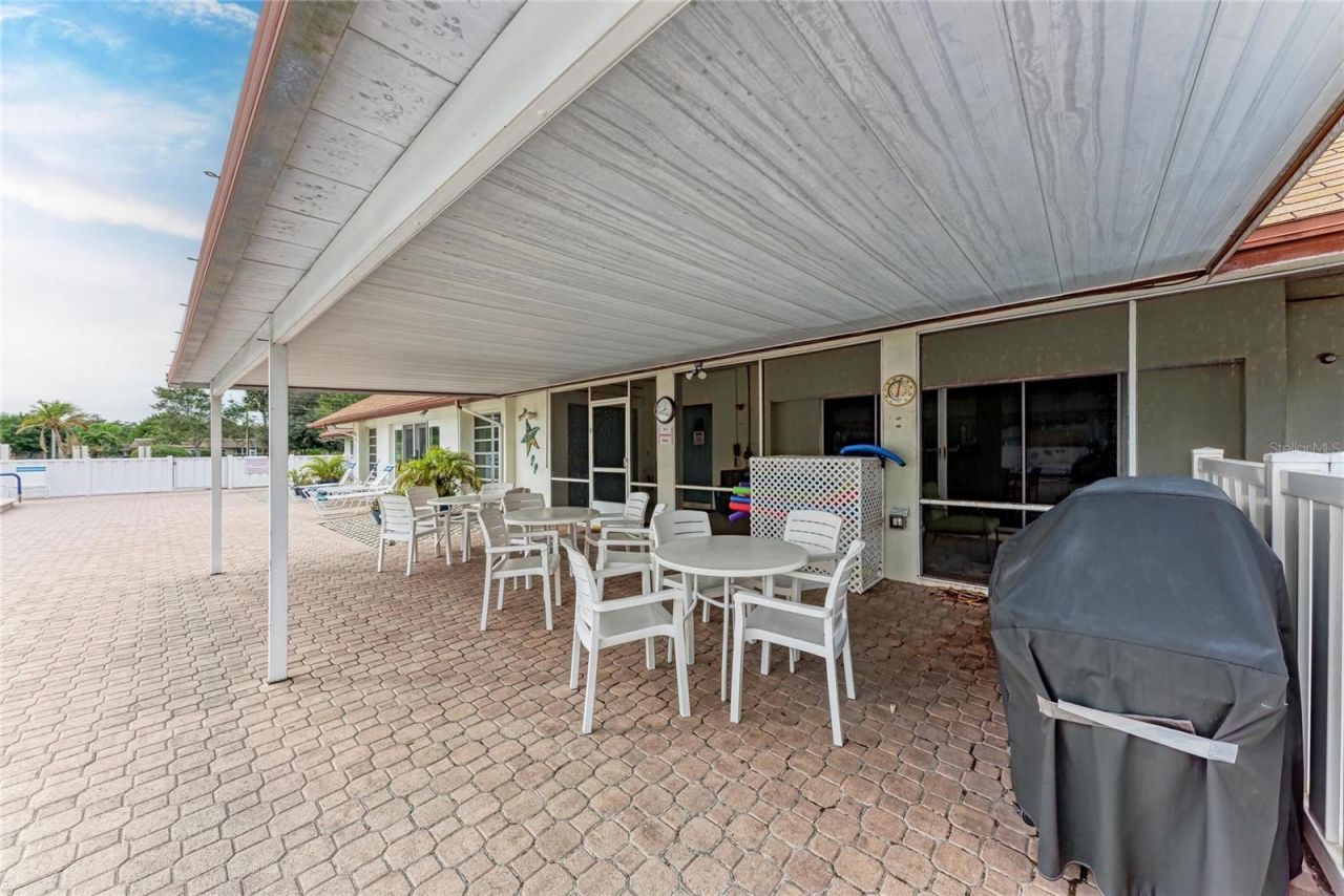 4006 36th Avenue Drive W, Bradenton, FL 34205 Photo