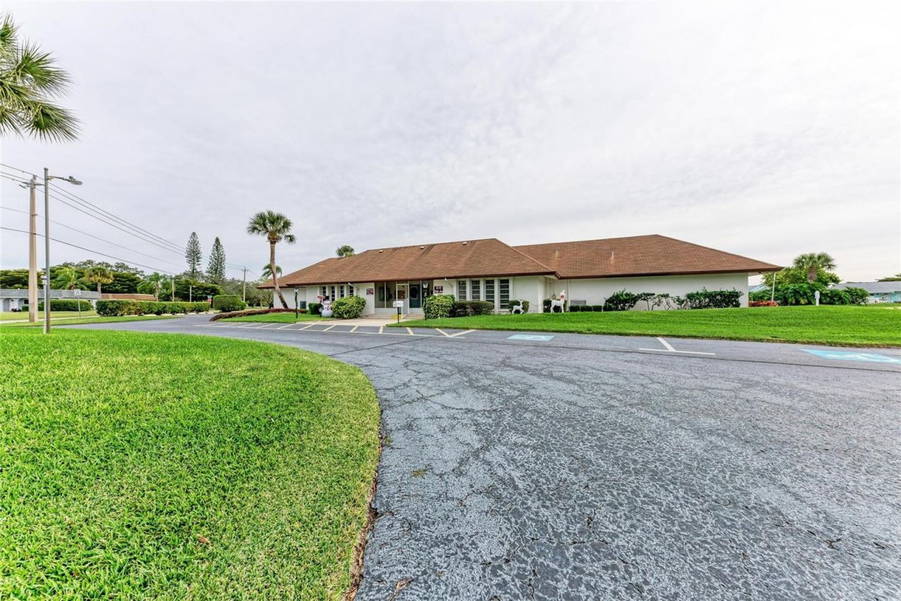 4006 36th Avenue Drive W, Bradenton, FL 34205 Photo