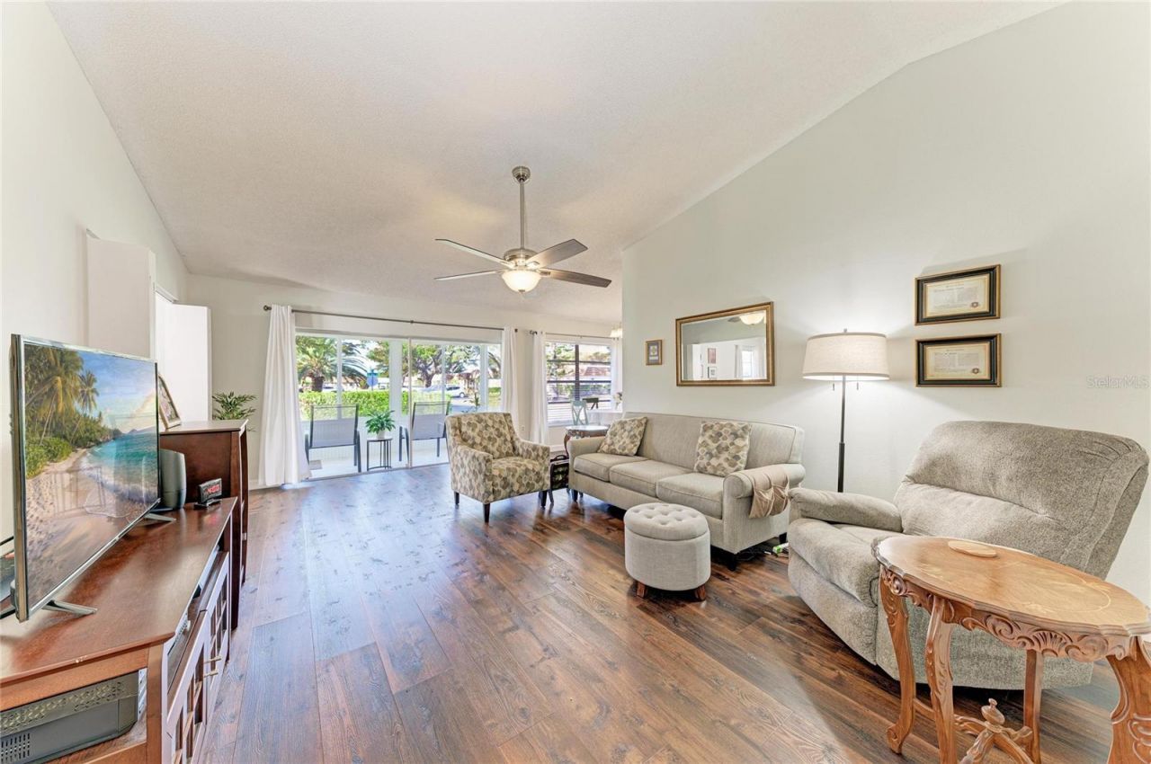 4006 36th Avenue Drive W, Bradenton, FL 34205 Photo