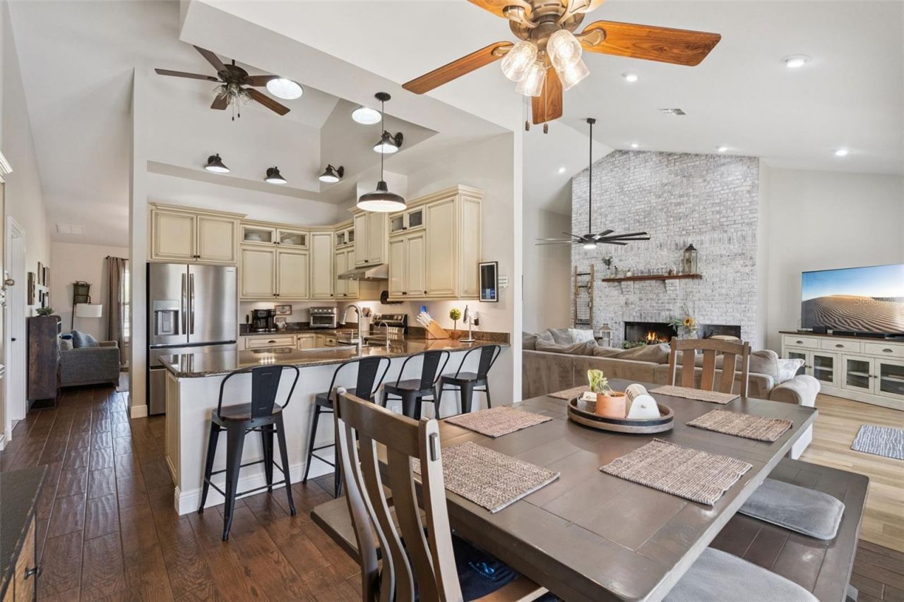 7100 Redwing Road, Groveland, FL 34736 Photo