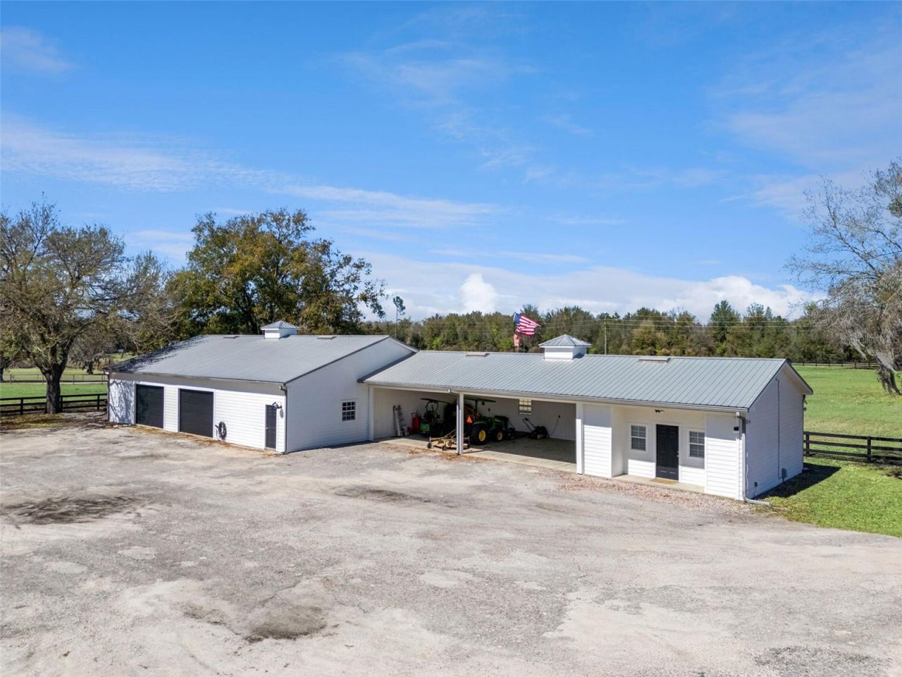 7100 Redwing Road, Groveland, FL 34736 Photo