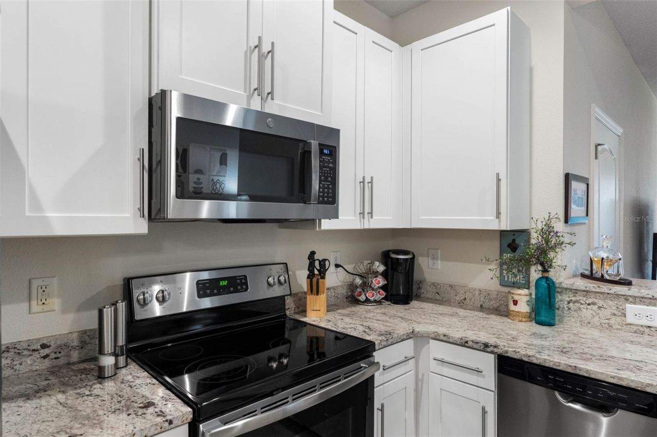 5167 Bay Isle Circle , Clearwater, FL 33760 Photo