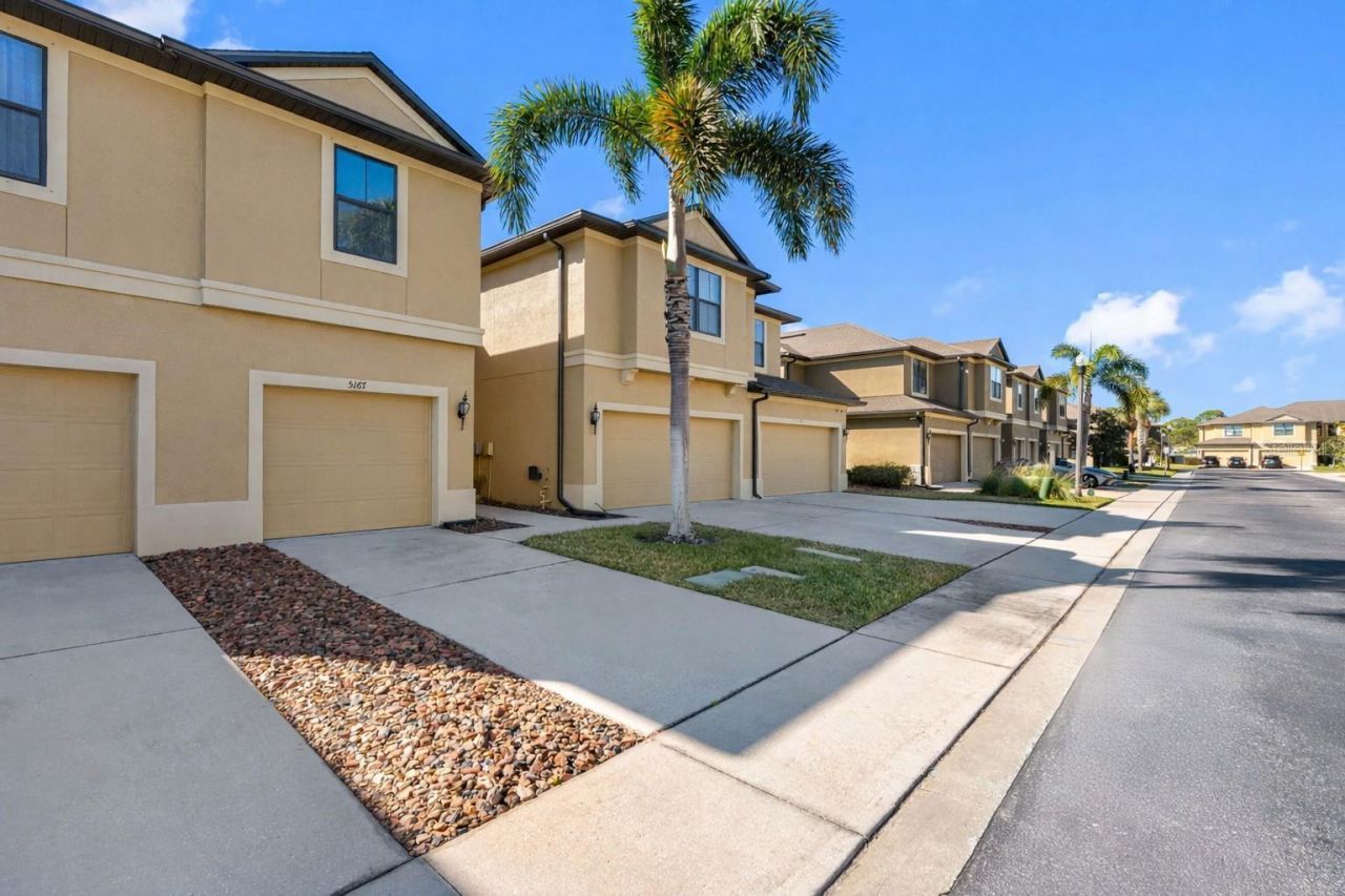 5167 Bay Isle Circle , Clearwater, FL 33760 Photo