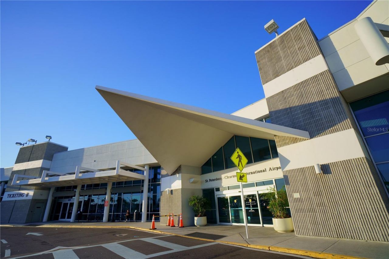 5167 Bay Isle Circle , Clearwater, FL 33760 Photo