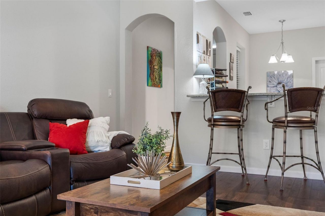 5167 Bay Isle Circle , Clearwater, FL 33760 Photo