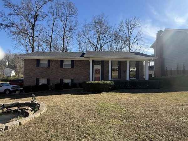 1634 Lakemont Drive, Hixson, TN 37343