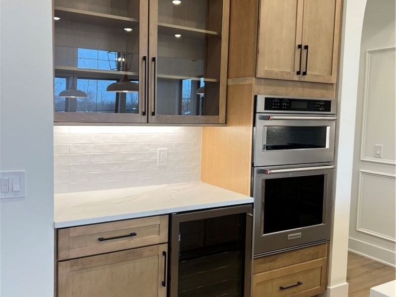 855 Club Drive W, Aurora, OH 44202 Photo 6